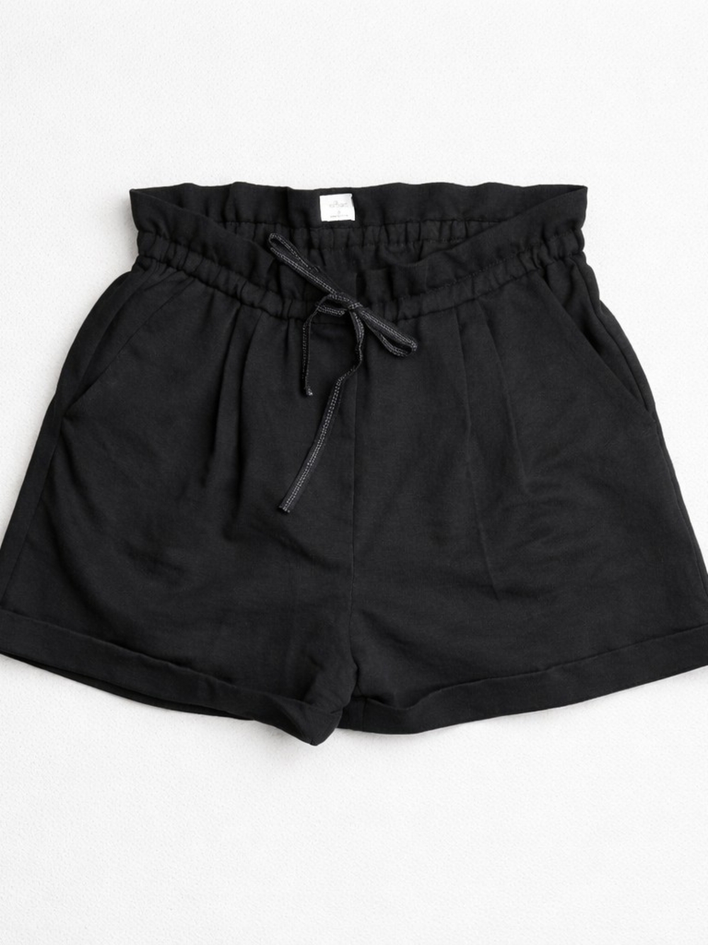 Aritzia Wilfred Black Drawstring Paperbag Shorts Medium